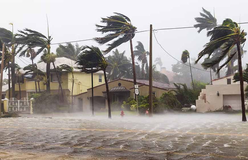 फिलीपींस में 'को-मे' तूफान की तबाही: 25 की मौत, लाखों विस्थापित