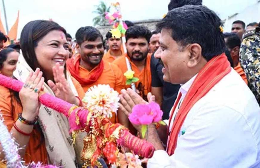 कांवड़ यात्रा के अंतिम चरण में पहुंचीं विधायक भावना बोहरा, डिप्टी सीएम विजय शर्मा ने दी शुभकामनाएं