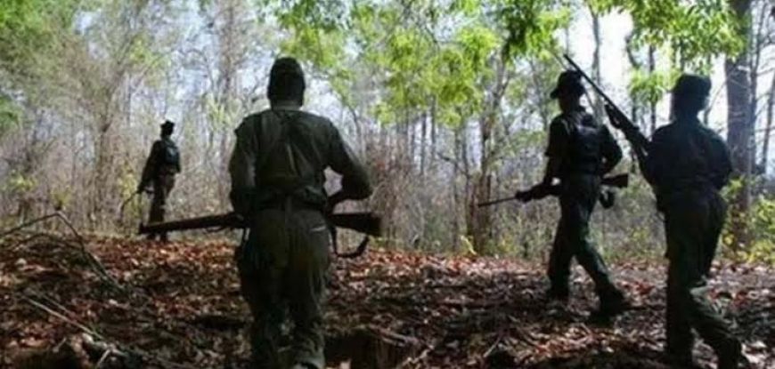 झारखंड के गुमला में मुठभेड़: तीन उग्रवादी ढेर, एके-47 सहित हथियार बरामद