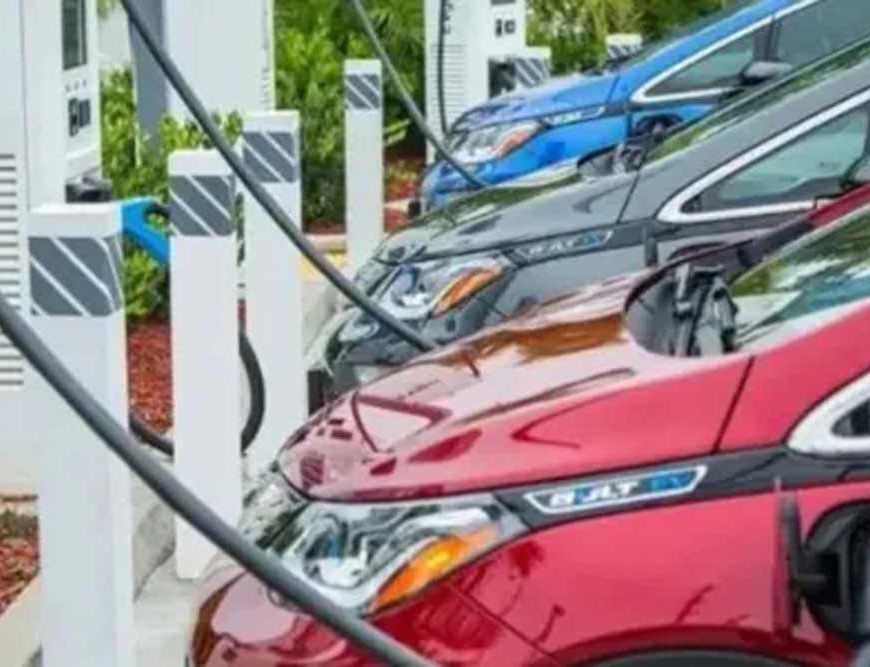 इलेक्ट्रिक कार पर भी सब्सिडी का तोहफा: सरकार का बड़ा ऐलान, लाखों की होगी बचत