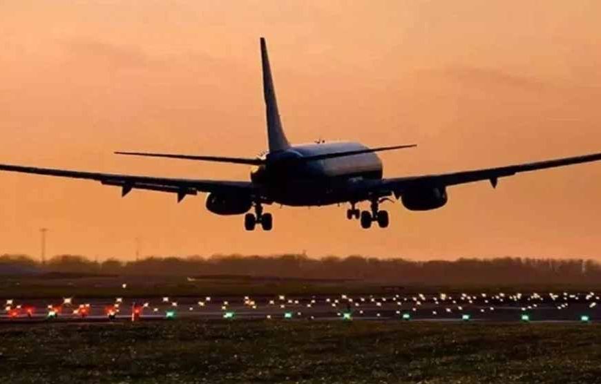 लगातार बारिश से एयरपोर्ट रनवे जलमग्न, बिलासपुर की फ्लाइट की रायपुर में कराई गई लैंडिंग