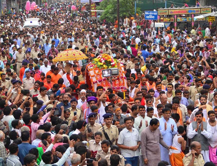 महाकाल की तीसरी सवारी आज : चंद्रमौलेश्वर, मनमहेश और तांडव रूप में देंगे दर्शन