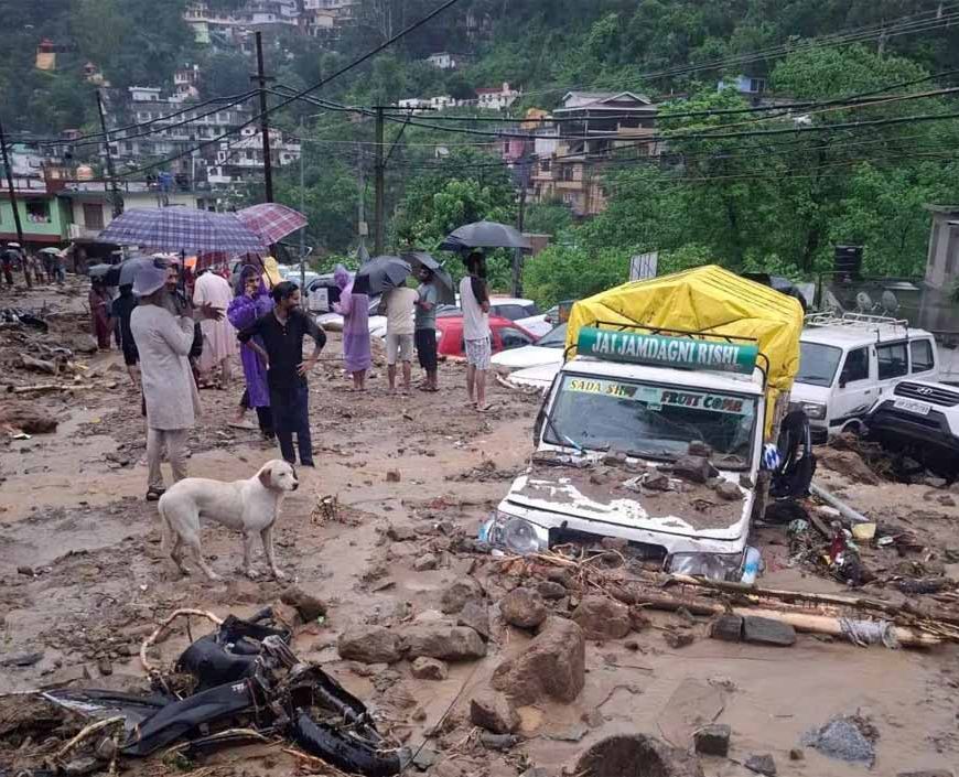 मंडी के जेल रोड में बादल फटने की घटना अत्यंत दुःखद और पीड़ादायक : सीएम सुक्खू