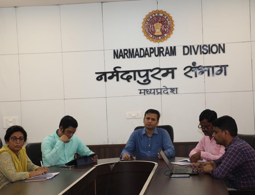 बारिश से जनहानि होने पर तत्काल राहत राशि देना सुनिश्चित किया जाए: कमिश्नर कृष्ण गोपाल तिवारी