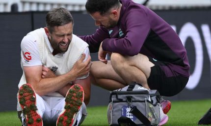 इंग्लैंड को बड़ा झटका: ओवल टेस्ट से बाहर हुए क्रिस वोक्स, फील्डिंग के दौरान लगी चोट