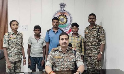 नक्सल विरोधी अभियान में बड़ी सफलता, दो लाख के इनामी सहित तीन नक्सली गिरफ्तार