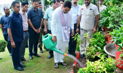 मुख्यमंत्री का नई दिल्ली दौरा- मुख्यमंत्री भजनलाल शर्मा ने एक पेड़ मां के नाम अभियान के तहत किया पौधरोपण