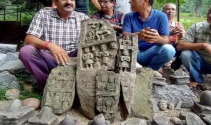 अनंतनाग में खुदाई के दौरान निकलीं 'हिंदू मूर्तियां', 2000 साल पुरानी होने का अनुमान