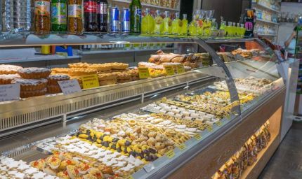 रक्षाबंधन पर मिलावटखोरों की निगरानी तेज, लेकिन सैंपल जांच में देरी से चिंता