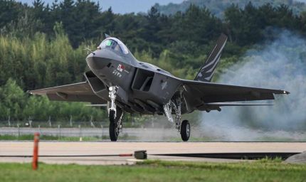 भारत की नजर अब दक्षिण कोरिया के KF-21 फाइटर जेट पर, अमेरिकी-रूसी जेट्स से आगे की सोच