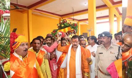 शिव भक्ति की अनुपम मिसाल बनी सारंगपुर की पालकी यात्रा,  मंत्री टेटवाल ने किया शुभारंभ