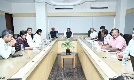 हिंसक वन्यप्राणियों द्वारा जनहानि, फसल हानि के प्रकरणों का संवेदनशीलता से करें निराकरण : मुख्यमंत्री विष्णु देव साय