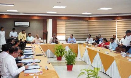 मंत्री श्री पटेल ने म.प्र. भवन एवं अन्‍य संनिर्माण कर्मकार मंडल की बैठक ली