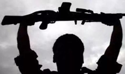 रायपुर : छत्तीसगढ़ में नक्सल उन्मूलन की दिशा में बड़ी सफलता: बीजापुर में ₹24 लाख के इनामी सहित 9 माओवादियों ने किया आत्मसमर्पण