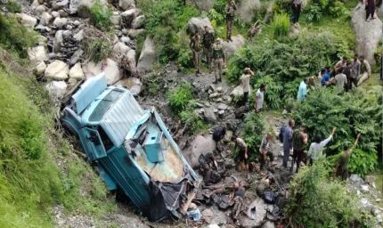 उधमपुर में CRPF बंकर वाहन हादसा, 2 जवान शहीद, 12 घायल