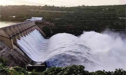 पंजाब के डैमों में भी पानी भरा हुआ जिससे उनके टूटने का खतरा लगातार बरकरार