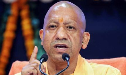 CM योगी का हमला: कांग्रेस कराती थी सामूहिक हत्याएं, सपा देती थी हत्यारों को संरक्षण