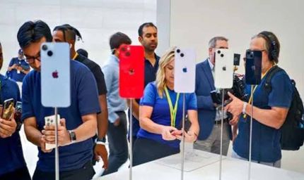 भारत में एपल का बड़ा दांव: 9 लाख करोड़ रुपए निवेश से टिम कुक ने जताया भरोसा