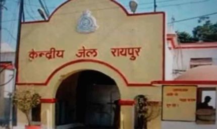 शोएब ढेबर पर बड़ी कार्रवाई: गैर जमानती धाराओं में FIR, जेल प्रहरी से बदसलूकी का आरोप