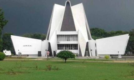 सरकार से राहत की गुहार, बड़े संकट में पंजाबी यूनिवर्सिटी