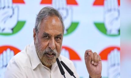 कांग्रेस के वरिष्ठ नेता आनंद शर्मा ने विदेश मामलों के विभाग अध्यक्ष पद से दिया इस्तीफा