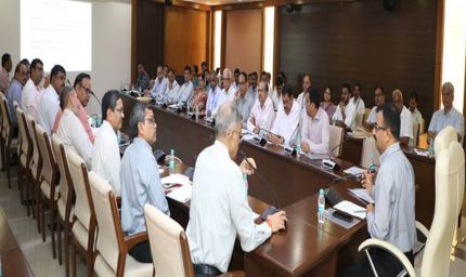 अपर मुख्य सचिव राजन ने उच्च शिक्षा विभाग की बैठक ली