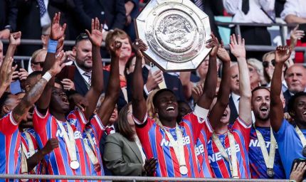 119 साल का सूखा टूटा: क्रिस्टल पैलेस ने एक साल में जीते दो बड़े खिताब