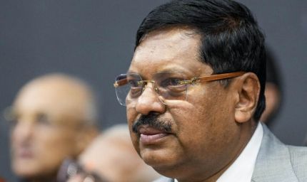 जजों को टारगेट करना बना ट्रेंड, CJI गवई ने न माफी न याचिका वापसी की दी इजाजत