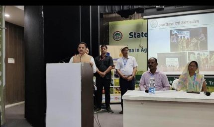 भारत को विश्व की सबसे बड़ी अर्थव्यवस्था बनाने में कृषि एवं किसान उत्पादक संगठनों की भूमिका महत्वपूर्ण : उप मुख्यमंत्री शुक्ल