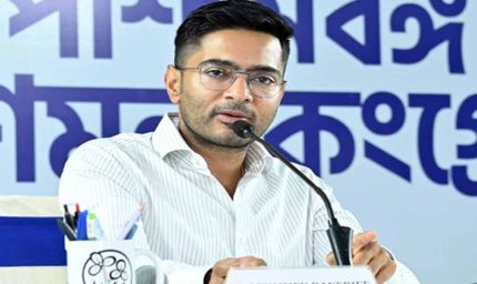 अभिषेक बनर्जी की बड़ी मांग: चुनाव आयोग के बयान के बाद लोकसभा भंग करने की मांग