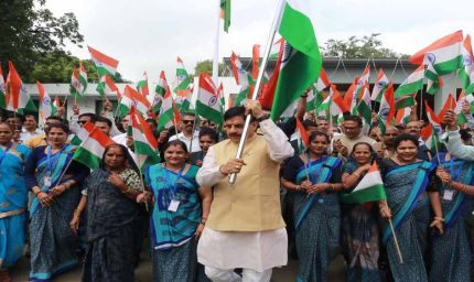 बड़े तालाब की लहरों के बीच दिखेगा देशभक्ति का अद्भुत रंग