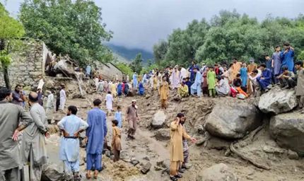 पाकिस्तान में भारी बाढ़, खैबर पख्तूनख्वा में फ्लैश फ्लड से 300 से अधिक मौतें