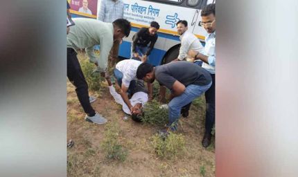 चलती बस में ड्राइवर को आया मिर्गी  दौरा, यात्रियों की सूझबूझ से बचीं कई जानें