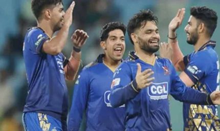 रिंकू सिंह ने पहली ही गेंद पर मारा बोल्ड, बैटिंग नहीं मिली तो बॉलिंग में छाए, पहली गेंद पर बोल्ड कर मैच में मचाया धमाल