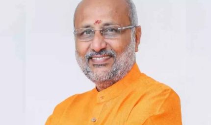 बीजेपी का राधाकृष्णन पर दांव, उद्धव से स्टालिन तक बढ़ी सियासी टेंशन