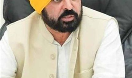 बड़े अफसर की नाक के नीचे PA के कारनामे, मामला CM तक पहुँचा