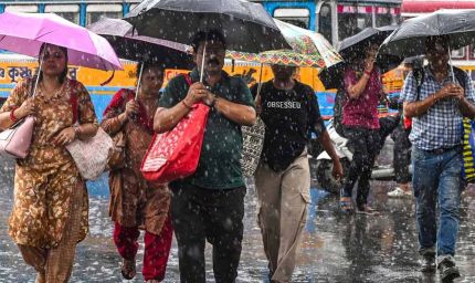 मॉनसून का कहर जारी, भारी बारिश के साथ कई राज्यों में अलर्ट