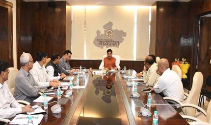 दुग्ध उत्पादन बढ़ाने के साथ दुग्ध-उत्पादों की बेहतर मार्केटिंग जरूरी : मुख्यमंत्री डॉ. यादव