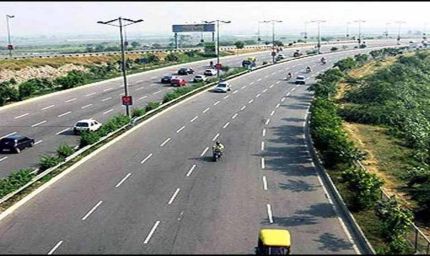 UP के युवाओं के लिए रोजगार का अवसर, इंडस्ट्रियल कॉरिडोर के लिए जमीन खरीद पूरी