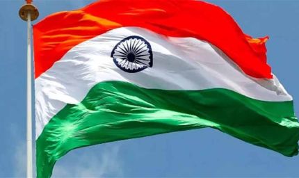 स्वयं सहायता समूहो ने हर घर तिरंगा अभियान को  सफल बनाने के लिए दो करोड़ झण्डे तैयार करने मे किया योगदान