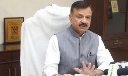 सरकारी स्कूलों की पाठ्य पुस्तकों का मुद्रण कार्य उच्च गुणवत्तापूर्ण हो- स्कूल शिक्षा मंत्री सिंह