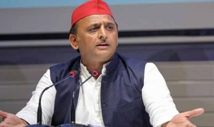 अयोध्या में स्वास्थ्य व्यवस्था पर अखिलेश का आरोप: भ्रष्टाचार से किसी की जान न जाए