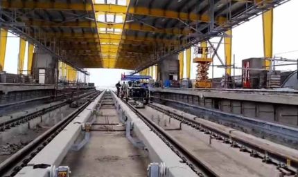 इंदौर मेट्रो प्रोजेक्ट: अफसरों ने ट्रैक का ट्रॉली रन किया, MD बोले- वर्षाकाल में काम जारी रहेगा