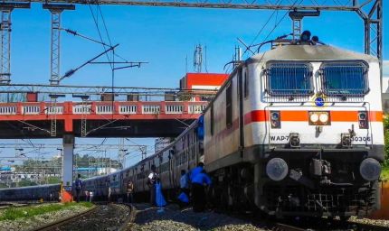 त्योहारों पर यात्रियों को तोहफा: छठ, दशहरा और दिवाली के लिए 150 स्पेशल ट्रेनें, टिकट पर 20% छूट