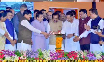 गडकरी ने किया एमपी के सबसे लंबे फ्लाईओवर का लोकार्पण, वीरांगना रानी दुर्गावती के नाम पर रखा गया