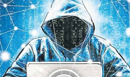 साइबर फ्रॉड का भंडाफोड़: पुलिस ने पकड़े दो आरोपी, 90 लाख की संदिग्ध रकम जब्त