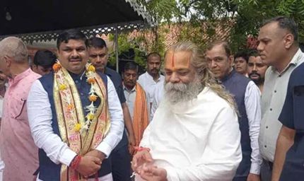 शिक्षा मंत्री गजेंद्र यादव ने कार्यभार संभाला, मंदिर में पूजा-अर्चना कर लिया आशीर्वाद