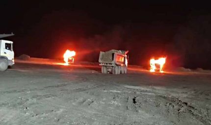 हजारीबाग में नक्सली तांडव: CCL के 6 वाहनों को आग के हवाले किया