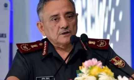 सीडीएस बोले: ऑपरेशन सिंदूर जारी, शांति के पक्षधर पर युद्ध के लिए भी तैयार तीनों सेना प्रमुख