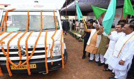 रायपुर : विष्णु के सुशासन में ग्रामीणों की समस्याओं का हो रहा त्वरित निराकरण